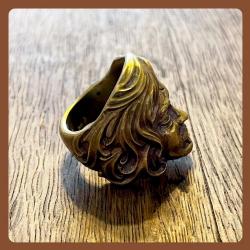 【初回特別価格】DEATH TO PIGS Charles Manson Ring (Brass)