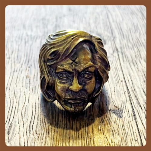 【初回特別価格】DEATH TO PIGS Charles Manson Ring (Brass)